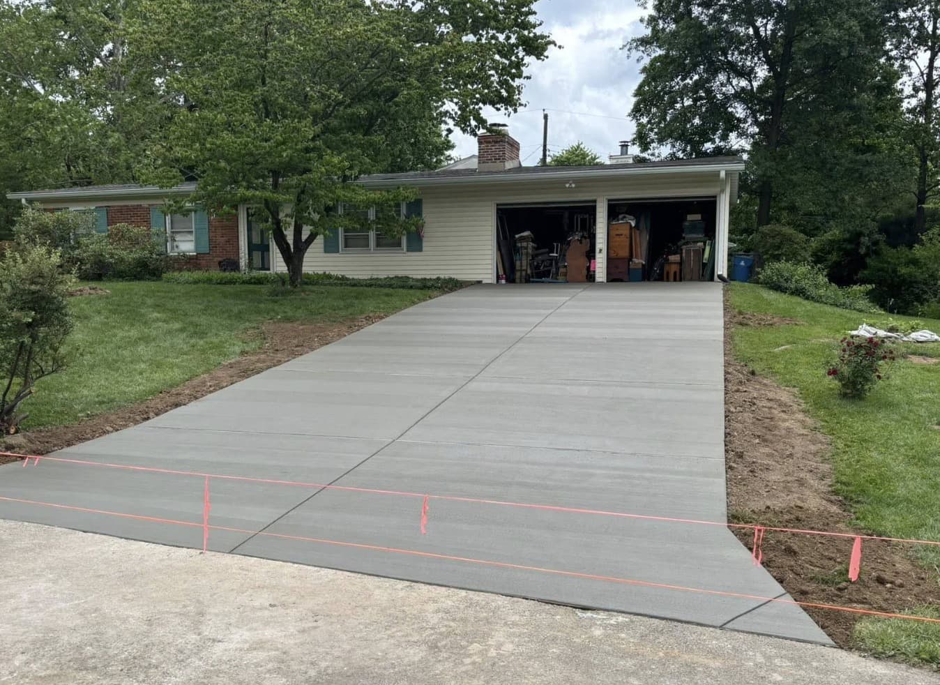 Premium concrete driveway in Frisco, Texas